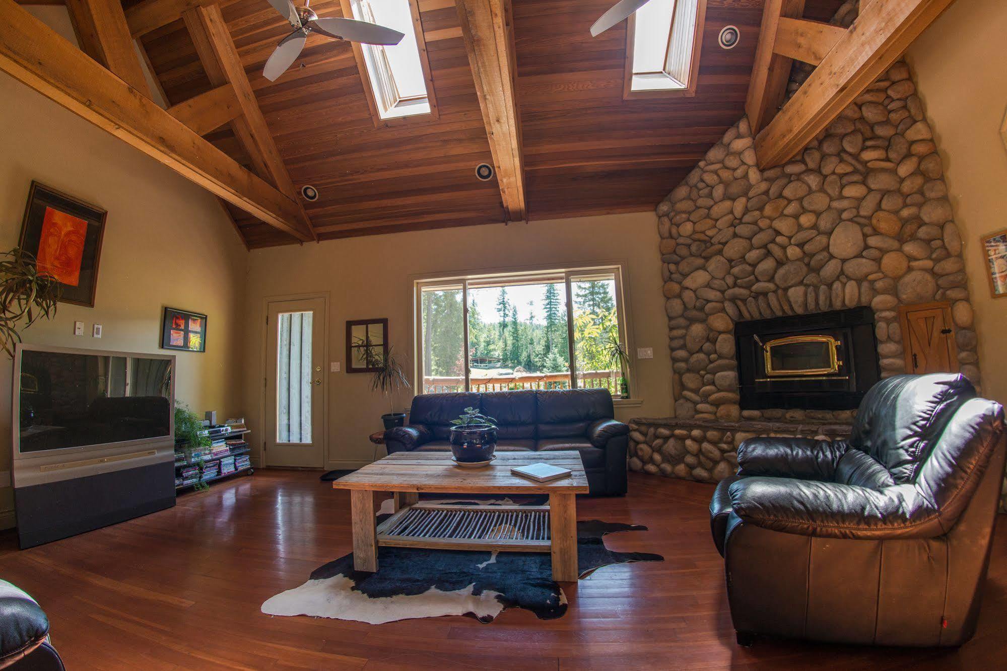 Sweetwater Lane Farm Vila Mount Currie Exterior foto